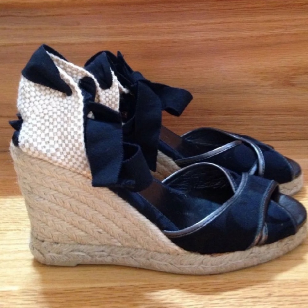 COACH tie wedges